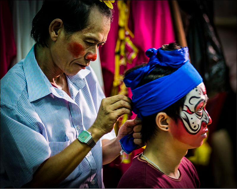 Learn Hue’s mask painting with expert guidance